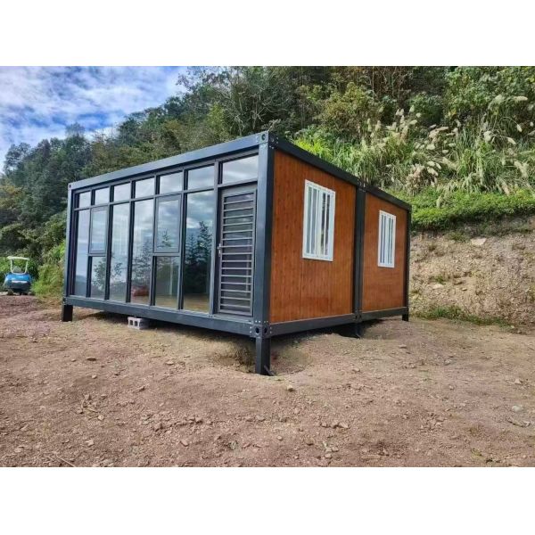 20ft Expandable Container Home with 8ft Width 8.5ft Height and 16ft Expanded Width for Maximum Space Efficiency