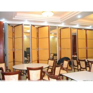 China Sound Insulation Folding Restaurant Partition Wall With Aluminum Frame supplier