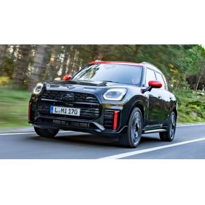 2024 Pure electric car Mini cooper Countryman E family SUV with boxy shape 462km range with 150km motor power