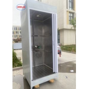 China Stainless Steel Shower Head Custom Cubicle Emergency Shower and Eye Wash with Wide Coverage Spray Pattern wholesale