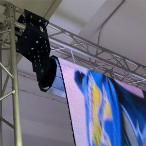 China 柔らかい床スクリーン 折りたたむ P1.5 P2.6 P3.91 GOB ロールアップ折りたたむLEDディスプレイ wholesale