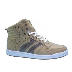 High cut sakte shoe of men with eyelets decorate