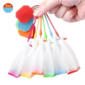 China O presente vazio do infuser do chá do silicone do filtro do filtro do saquinho de chá da pirâmide do mergulho do café quente livre feito sob encomenda do bpa da forma ajustou-se para o chá fraco supplier