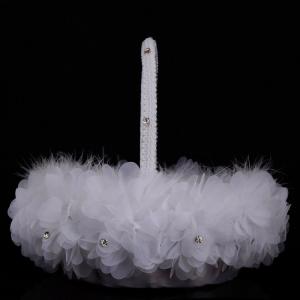 Wedding basket ostrich feather hand-woven floral basket wedding bridesmaids scatter floral basket wedding accessories