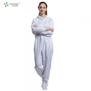 China Dust Proof Anti Static Lab Coat White Color Lightweight For Class 100 Clean Room supplier