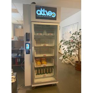 China WMZLD Snacks And Drinks Vending Machine Suitable For Office, Factory, Shopping Malls,Outdoor With Credit Card Payment supplier