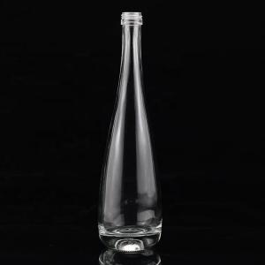 Elegant Japanese Sake Alcohol Bottle 500ml Distinctive Glass with Sealing Type Cork