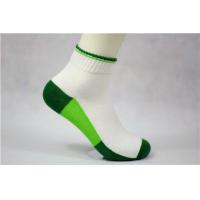 China Adults Sweatproof Skid Proof Socks , Quick Dry Non Slip Ankle Socks With OEM Service on sale