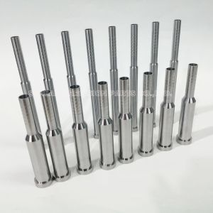 China Peças do molde da precisão S136, luvas do ejetor do molde para modelagens por injeção plásticas supplier