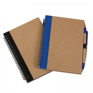 caderno da tampa do papel de embalagem com o bloco de notas ambiental da almofada de memorando do caderno espiral da nota da pena de bola
