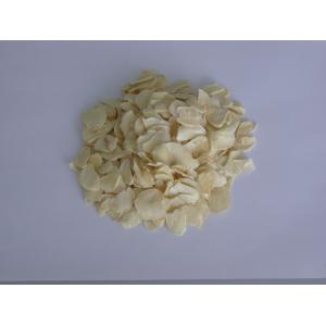 China Light Yellow Dried Sliced Garlic / Sweasoning Dried Garlic Flakes wholesale