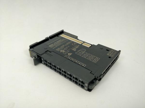 NX-OD4256 Omronのプログラム可能な論理のコントローラー1部分100%のブランドの質MOQ