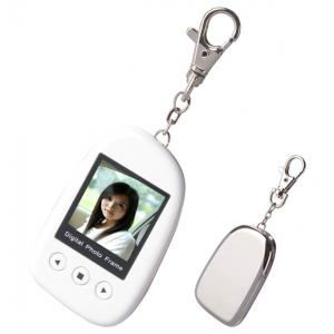 China mini plastic + mirror electronic Rechargeable keychain digital picture frame with time supplier