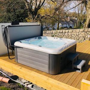 Balboa 6 Persons Freestanding Spa Hot Tub Whirlpool Hot Spring Bath Tubs