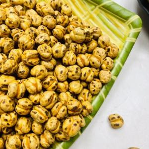 Healthy Salted Organic Dry Roasted Peanuts BRC organic roasted chickpeas