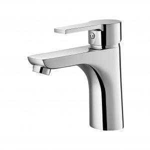 China Polished 3 Hole Bathroom Vanity Faucets Washroom Water Tap Resist Corrosion supplier