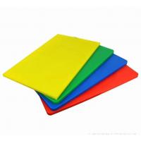 China Faddish Multi Color Kitchen Plastic Cutting Board Non Slip PE Chopping Board on sale