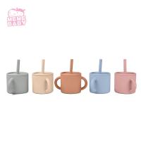 Eco Non-toxic Silicone Baby Cup Two Handles No spill Food Grade Baby Sippy Cup with Lids and Straw