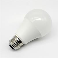 China Bulbo conduzido Wifi de 35X35X30 Cm, multi - a cor que muda Wifi esperto conduziu o bulbo on sale
