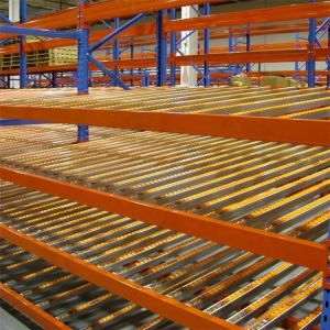 China Industrial Adjustable Lane Gravity Racking System With Interchangeable Roller wholesale