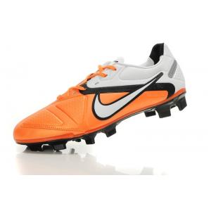 China Hot selling newest design outdoor soccer shoe supplier