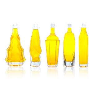 China 750ml Glass Liquor Bottles with Aluminum Cap and Flint Glass The Most Popular Option supplier