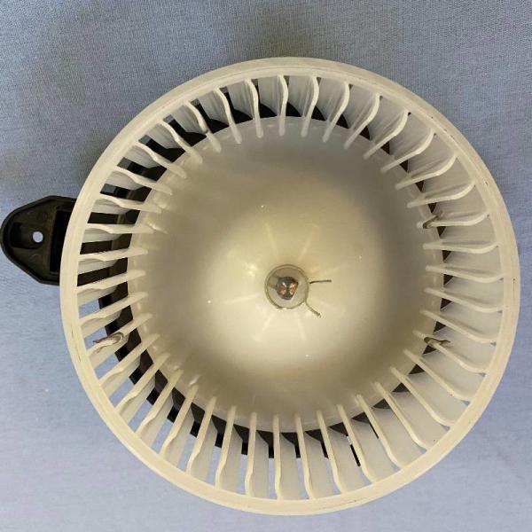 4B1820021B 12V DC Blower Motor Fan For 1999-2005 Audi A6 Quattro