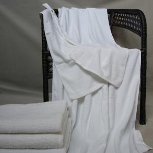 China Woven Plain Dyed Hotel Style Towels supplier
