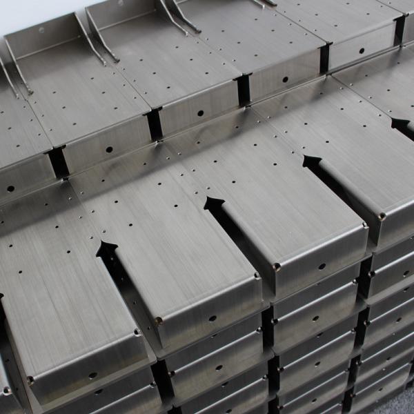 China Fabricação de chapa metálica de aço inoxidável da precisão dos SS 304 com dobra do corte do laser supplier