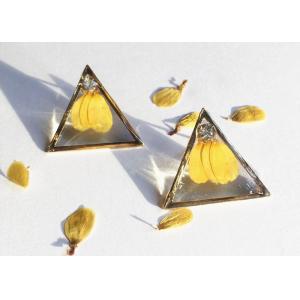 African Daisy Triangle Handcrafts Triangle Drop earrings Yellow And Red Africa Earrings Made In Japan