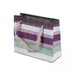 China Custom Printed Creative Patterned Paper Product Bags Striped Paper Bags supplier