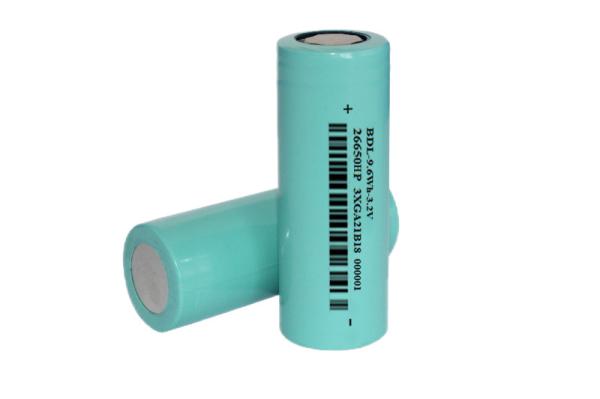 リチウムイオン充電電池 26650HP 3.2V 2500mAh 25C 高電力電池