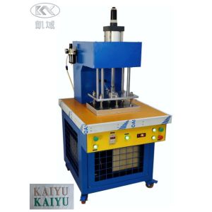 China Machine de gravure de tissus en coton 3D réglable presse à froid pneumatique supplier