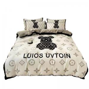 White Bear 100% Polyester Fibre Bedding Set Luxury Violent Bear Designer Duvet Cover