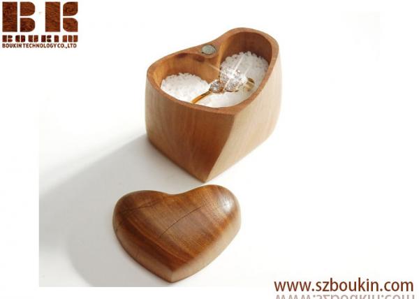 Handmade Carved Elegan Heart t Wood Box for ring