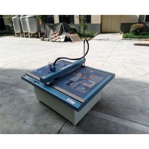 China 切断厚さ ≤1.5mm~6.0mmの平板製織物板切断機と切削道具ペンを用いる wholesale