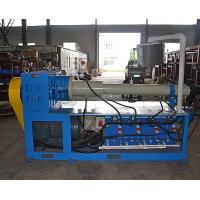 China EPDM Silicone Rubber Seal Extruding Machine with New Type on sale
