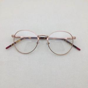 Round ophthalmic eyeglass in titanium for fashion icon accessories