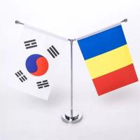 China 100D Polyester Fabric Custom Desk Flag Office Table Flag With Metal Pole on sale