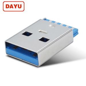 China Conector macho rápido del Pin USB 3,0 del cargador 9 con el hierro/el cobre Shell supplier