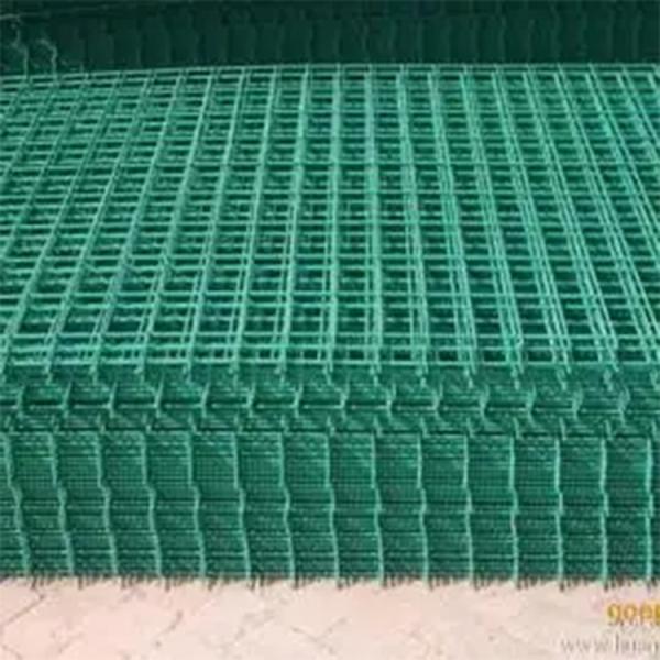 China Professional Manufacture Promotion Price 4x4 Welded Wire Mesh Panel Chicken Cage Pvc Coated Welded Wire Mesh Fence Panel wholesale