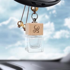 China Refillable Aromatherapy Car Air Freshener Diffuser , Clear Glass Essential Oil Diffuser supplier