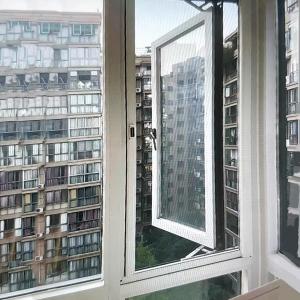 China 1.8mm Aluminium Thickness Single Hung Windows Aluminum Casement Window supplier