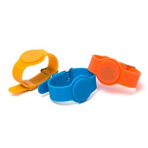 RFID NFC Silicone Wristbands Bracelets With Cashless Payments For Festival Wristbands