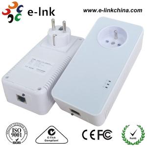 China 1200Mbps Passthrough Powerline PoE Injector Adapter With Power Socket supplier