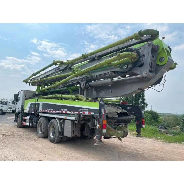 Zoomlion 47m 2013 Año 52m Bomba de hormigón para hormigón semi seco 12060*2500*4000mm