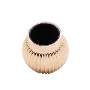 China Cubierta de encargo del perfume de la aleación del cinc del tamaño de la galjanoplastia de la ejecución wholesale