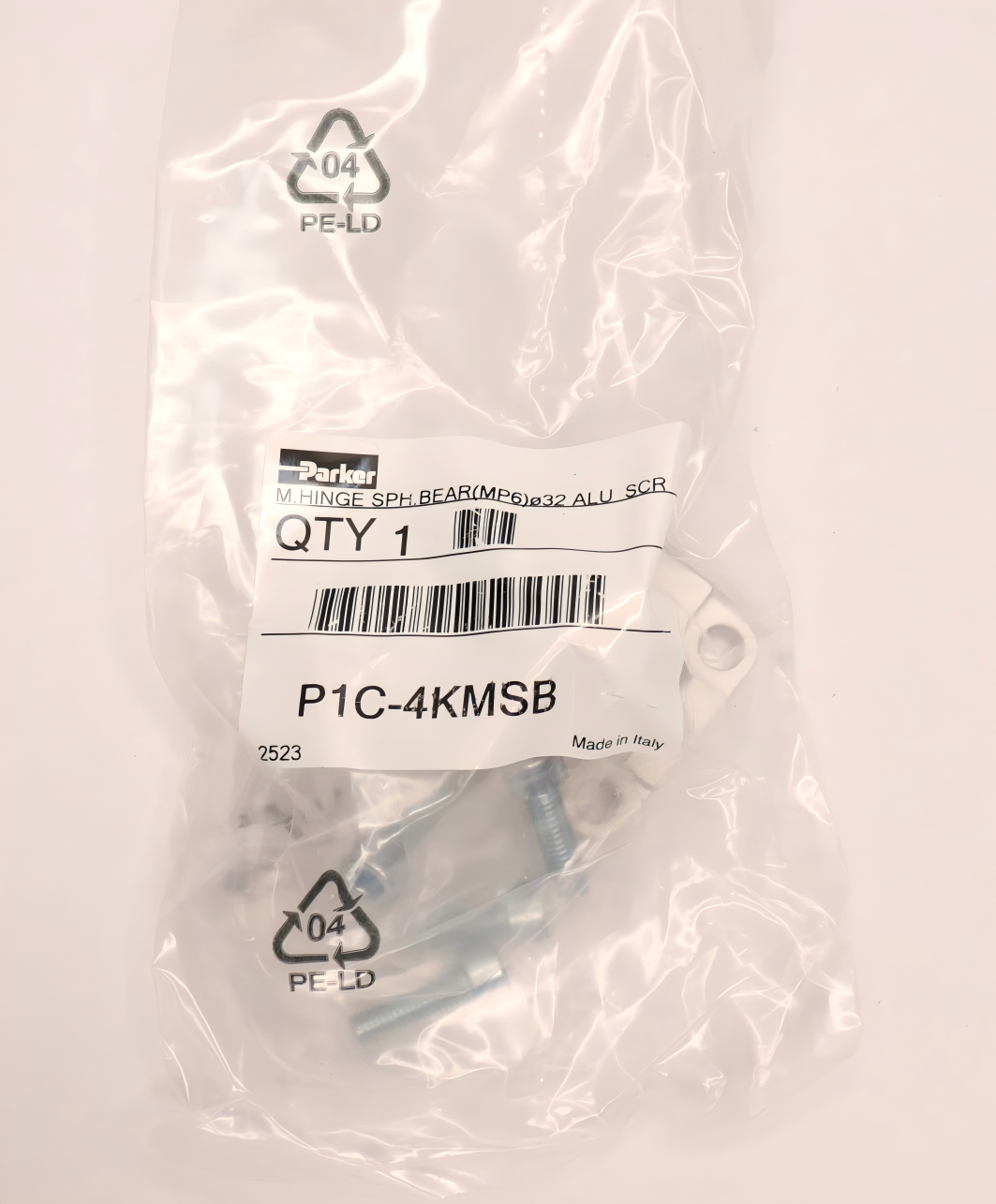 China Parker P1C-4QMSB Moulé sous pression en aluminium ISO15552 Braquette de clevis MP2 AB6 MP6 pour cylindres pneumatiques P1D P1F P1E Ø 32 à Ø 125 P1C-4KMCB P1C-4RMTB P1C-4PMCB P1C-4LMTB P1C-4MMTB P1C-4KMSB supplier