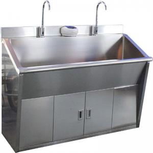 China Hospital Stainless Steel Surgical Scrub Sinks Foot Operated Hand Wash Sink supplier