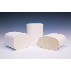 China Car Honeycomb Ceramic Filter Plate , porous ceramic For Catalytic Converter supplier